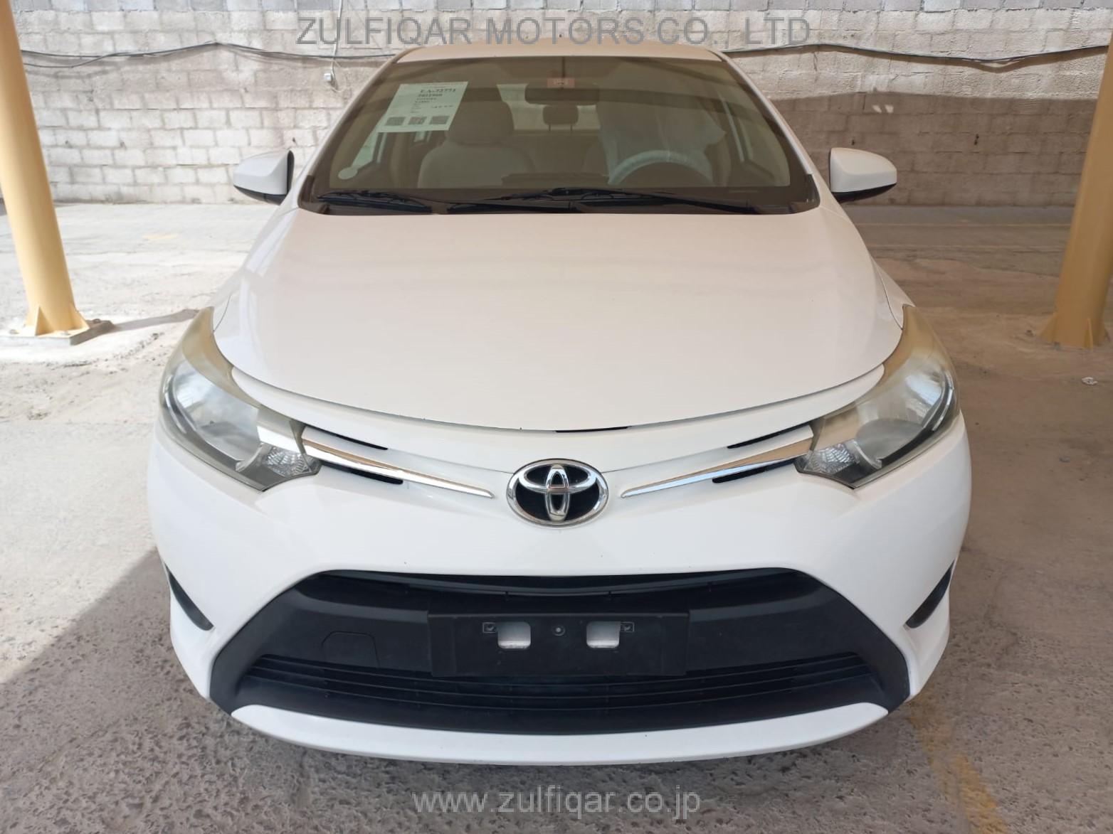 TOYOTA YARIS 2017 Image 8
