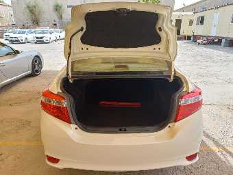 TOYOTA YARIS 2017 Image 10