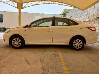 TOYOTA YARIS 2017 Image 2