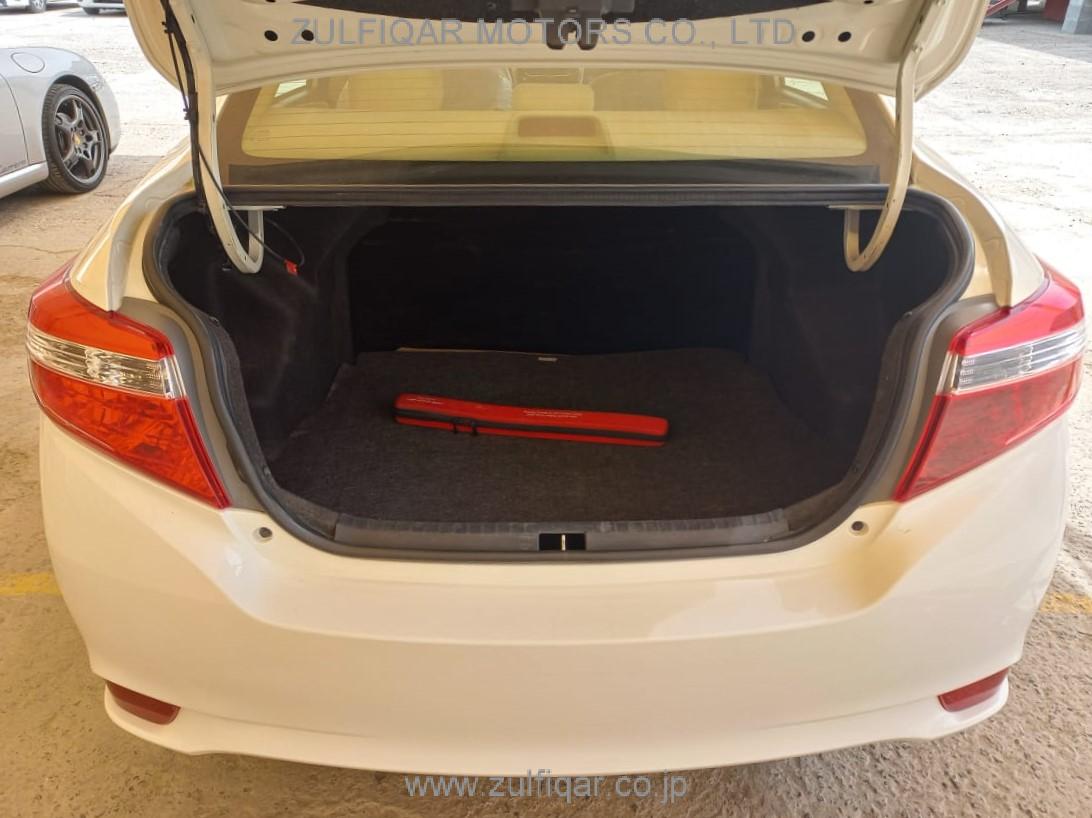 TOYOTA YARIS 2017 Image 11