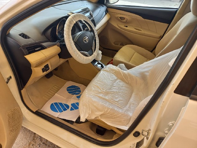 TOYOTA YARIS 2017 Image 19