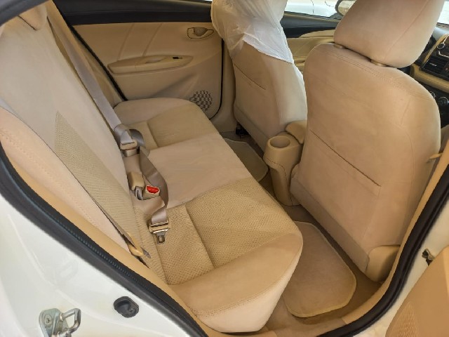 TOYOTA YARIS 2017 Image 21