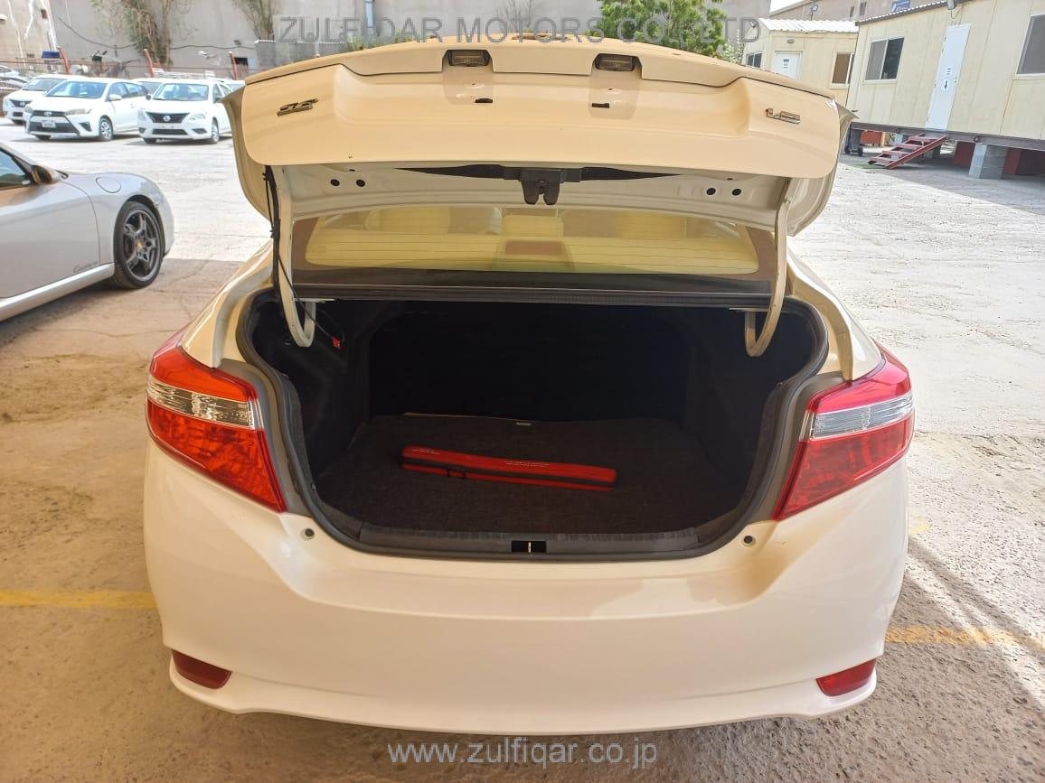 TOYOTA YARIS 2017 Image 10