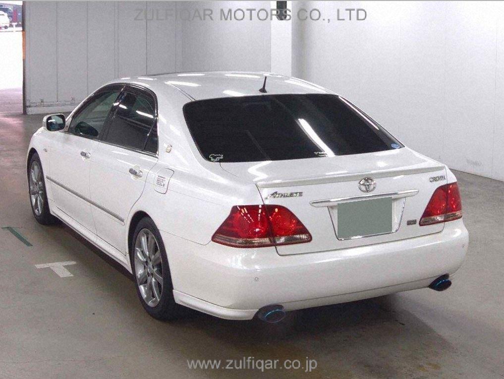 TOYOTA CROWN 2006 Image 2