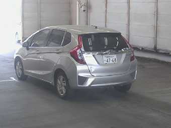 HONDA FIT HYBRID 2014 Image 2