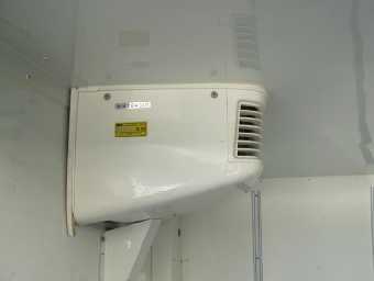 TOYOTA HIACE 2015 Image 18