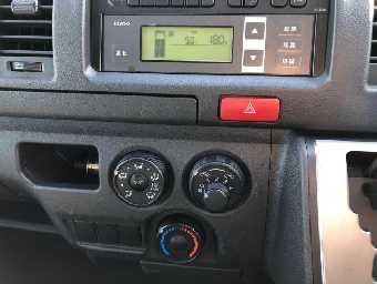 TOYOTA HIACE 2015 Image 36