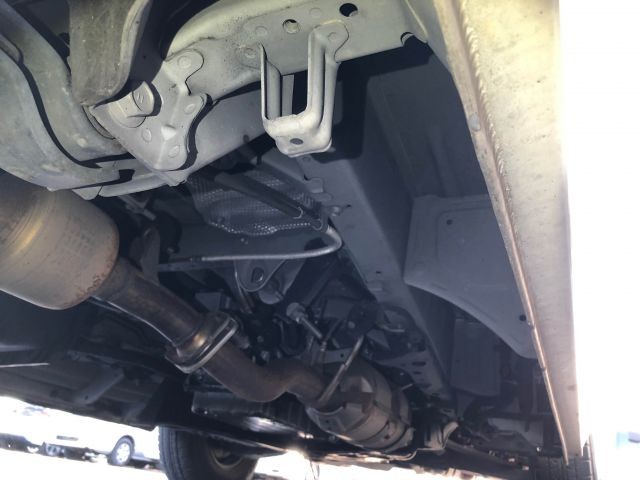 TOYOTA HIACE 2015 Image 49