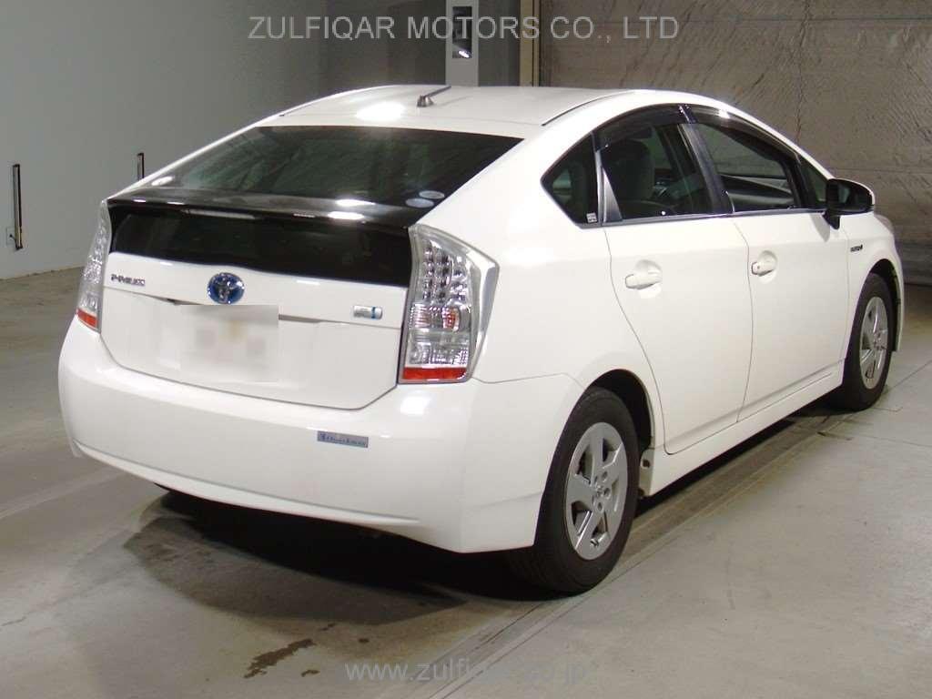 TOYOTA PRIUS 2010 Image 2