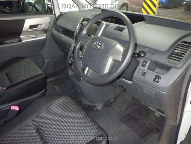 TOYOTA NOAH 2009 Image 3
