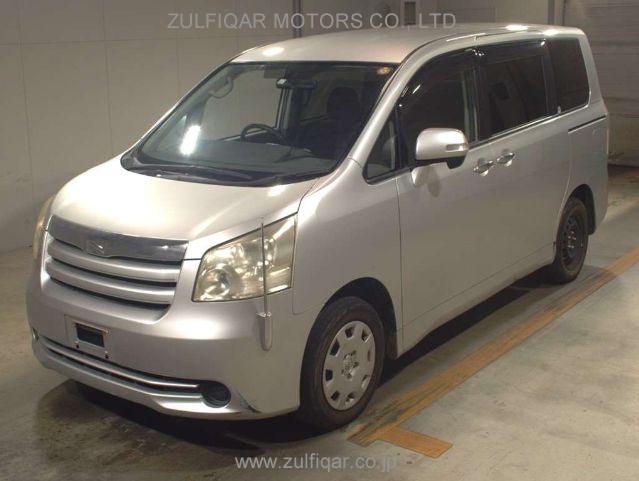 TOYOTA NOAH 2009 Image 1