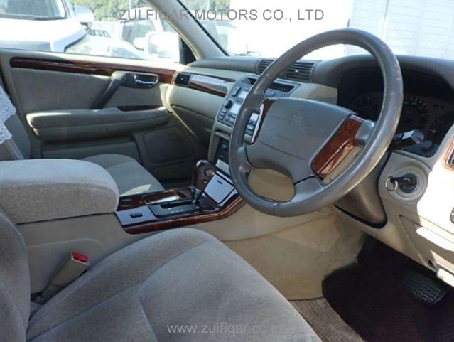 TOYOTA CROWN 1999 Image 3