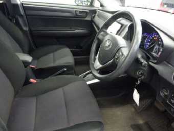 TOYOTA COROLLA FIELDER 2017 Image 3