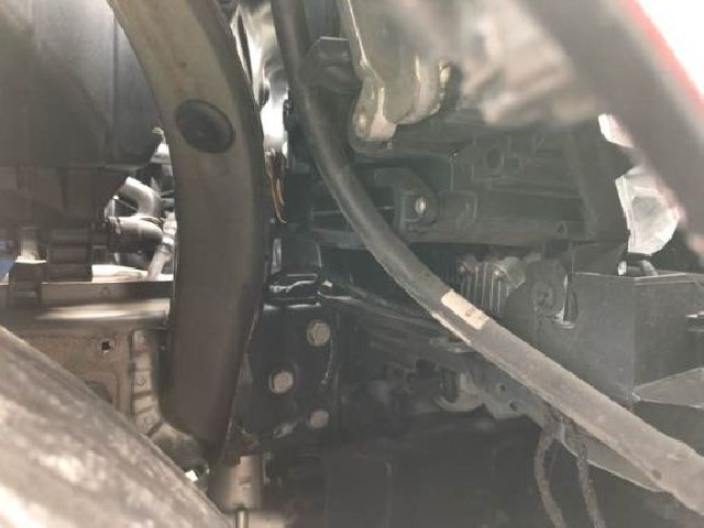 BMW 5 SERIES 2010 Image 21