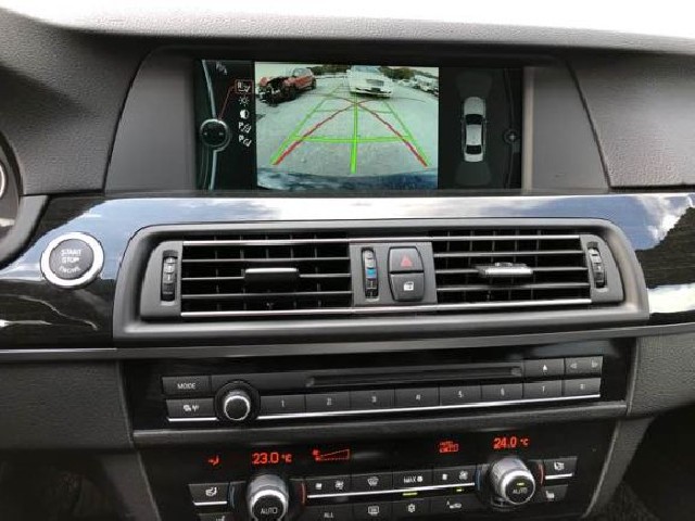 BMW 5 SERIES 2010 Image 32