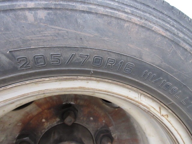 ISUZU ELF DUMP TRUCK 2002 Image 30