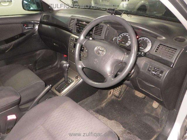 TOYOTA COROLLA FIELDER 2004 Image 3