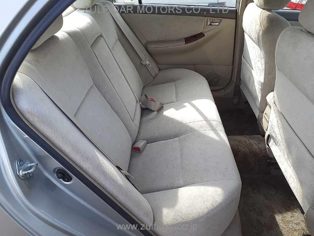 TOYOTA COROLLA 2002 Image 10