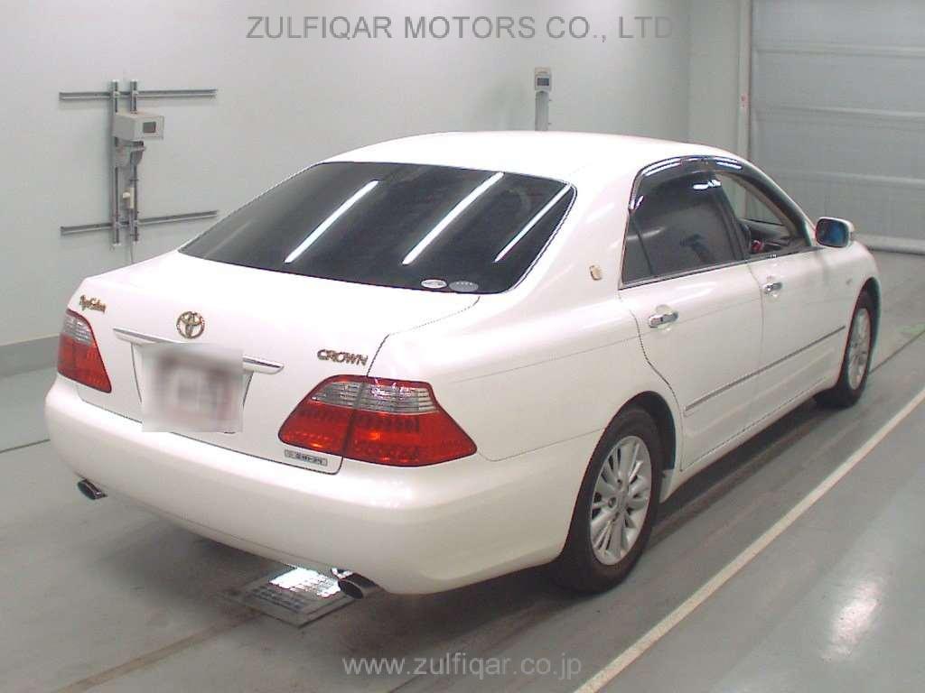 TOYOTA CROWN 2006 Image 2