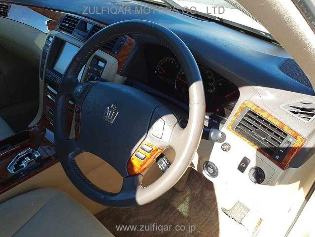 TOYOTA CROWN 2006 Image 3