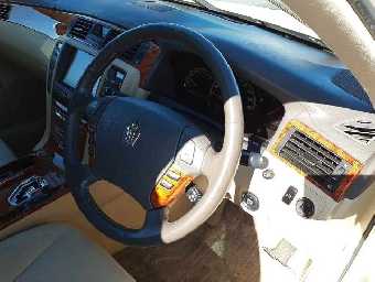TOYOTA CROWN 2006 Image 3