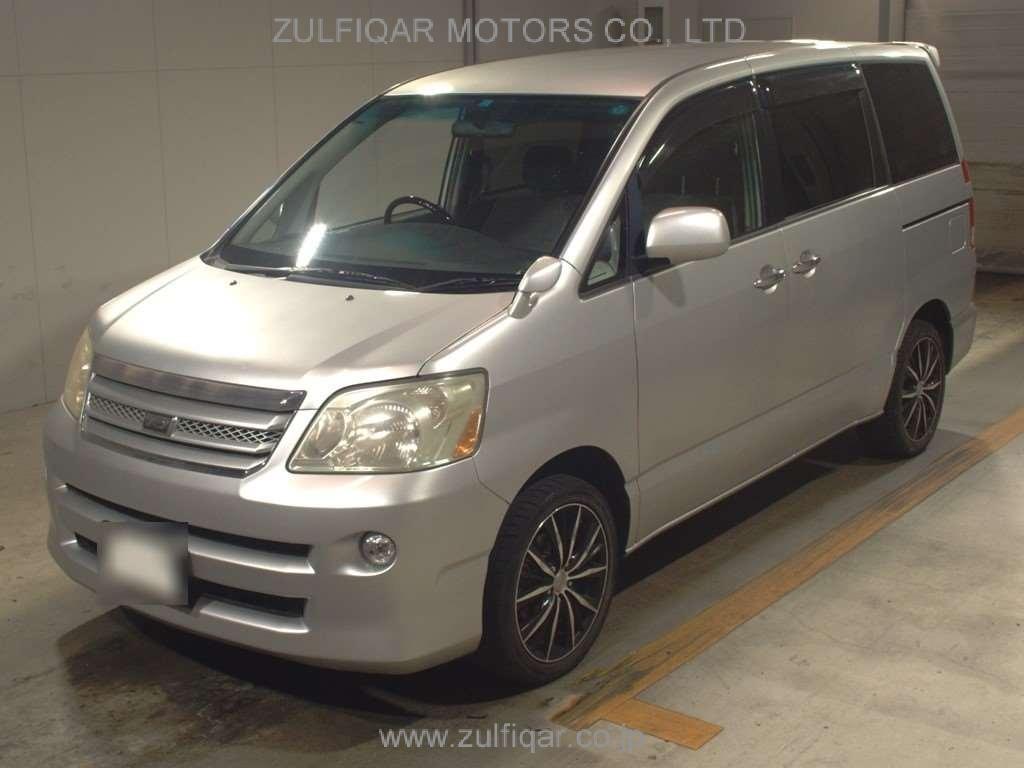 TOYOTA NOAH 2007 Image 1