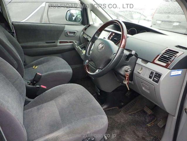TOYOTA NOAH 2007 Image 3