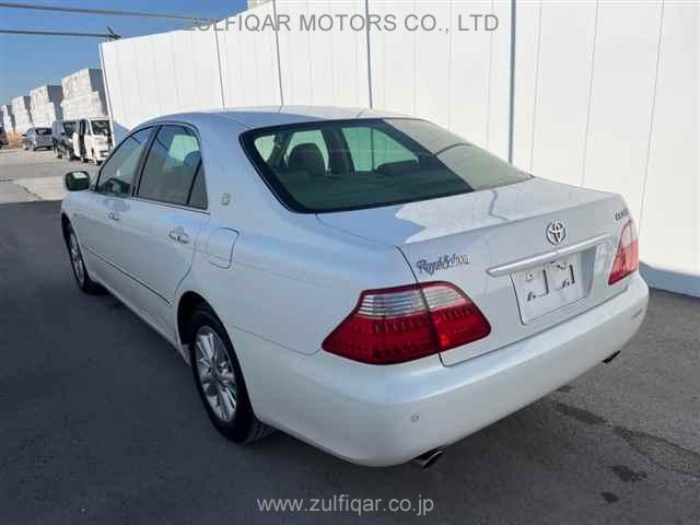 TOYOTA CROWN 2005 Image 2