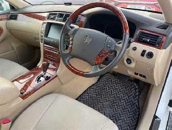TOYOTA CROWN 2005 Image 3