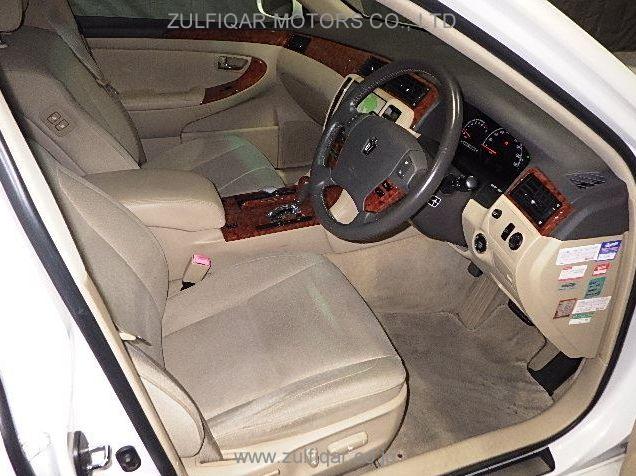 TOYOTA CROWN 2005 Image 3