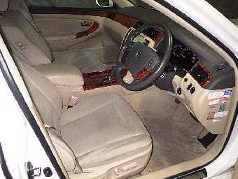 TOYOTA CROWN 2005 Image 3