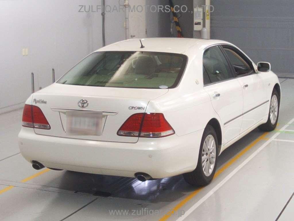 TOYOTA CROWN 2004 Image 2