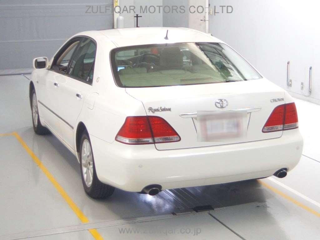TOYOTA CROWN 2004 Image 6