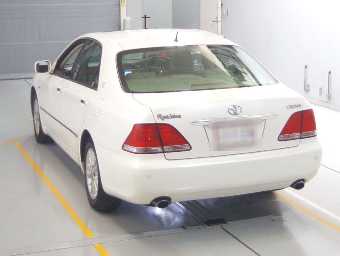 TOYOTA CROWN 2004 Image 6