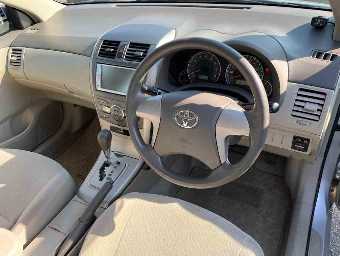 TOYOTA COROLLA AXIO 2010 Image 3