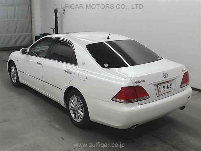 TOYOTA CROWN 2005 Image 2