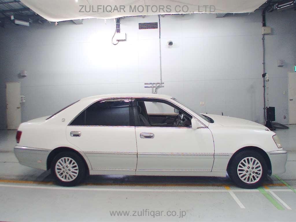 TOYOTA CROWN 2002 Image 3