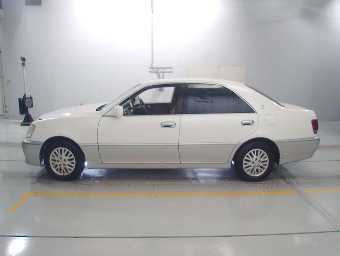 TOYOTA CROWN 2002 Image 4