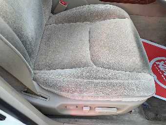 TOYOTA CROWN 2002 Image 8