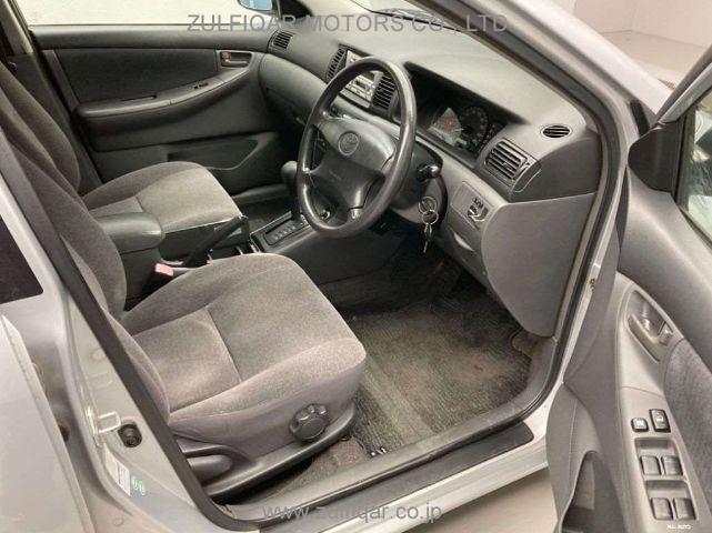 TOYOTA COROLLA 2004 Image 3