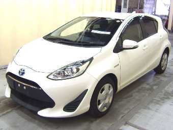 TOYOTA AQUA 2017 Image 1