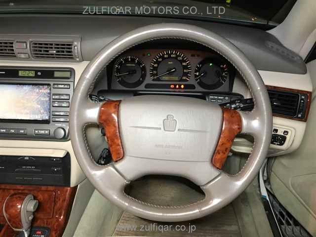 TOYOTA CROWN 1999 Image 7