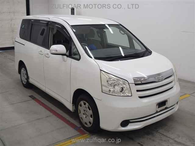 TOYOTA NOAH 2007 Image 1