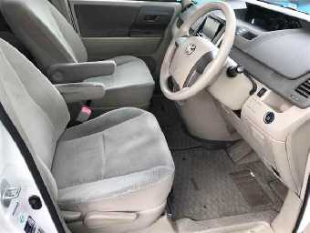 TOYOTA NOAH 2007 Image 3