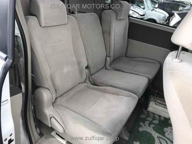 TOYOTA NOAH 2007 Image 6