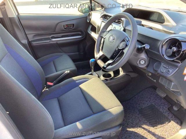 TOYOTA AQUA 2017 Image 3