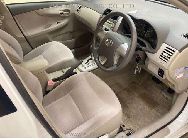 TOYOTA COROLLA AXIO 2009 Image 3