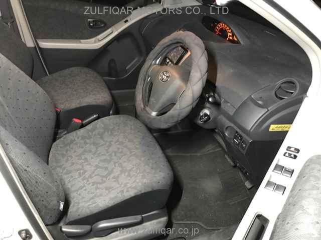 TOYOTA VITZ 2010 Image 3