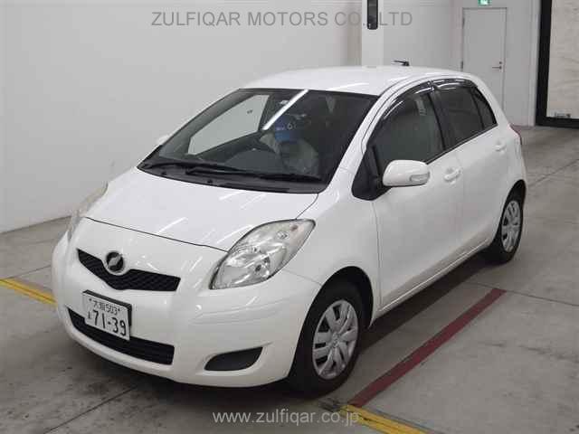 TOYOTA VITZ 2010 Image 4