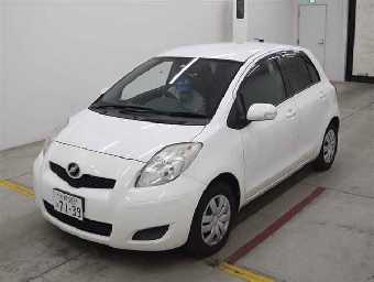 TOYOTA VITZ 2010 Image 4